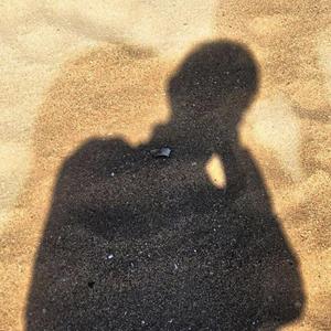 美女扒开嫩嫩的尿口让人桶
